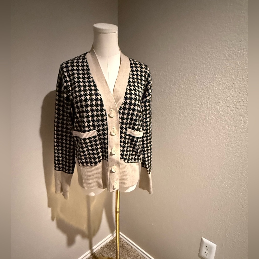 A New Day Houndstooth Button-Up Cardigan Sweater – Size XS